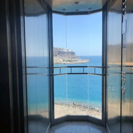 Seaside Haven: Deluxe Seaview With Heated Pools