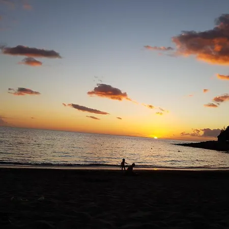 Apartamento Deluxe 3 Rooms74m2,2air Condit 2tv Seaview On Amadores,2 Heatpools, Parking, 600 Mb,dishwasher,2lift,,3 Beaches *