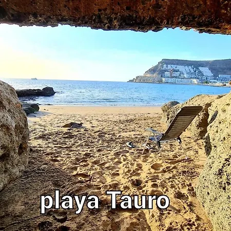 Apartamento Deluxe 3 Rooms74m2,2air Condit 2tv Seaview On Amadores,2 Heatpools, Parking, 600 Mb,dishwasher,2lift,,3 Beaches